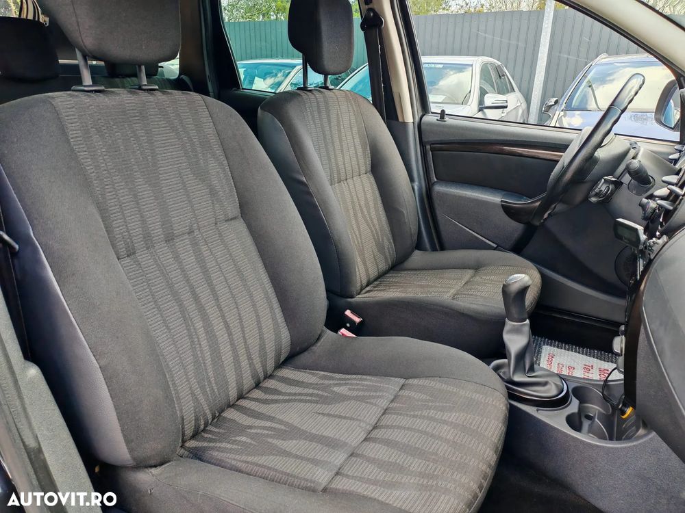 Dacia Duster 1.6 16V 4x2 Laureate - 6