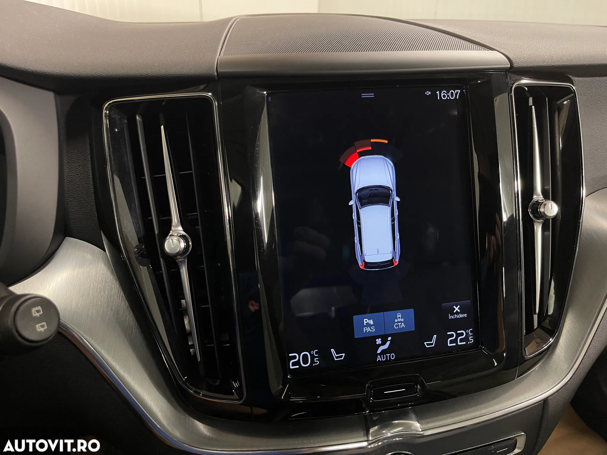 Volvo XC 60 T8 Twin Engine AWD Inscription - 16
