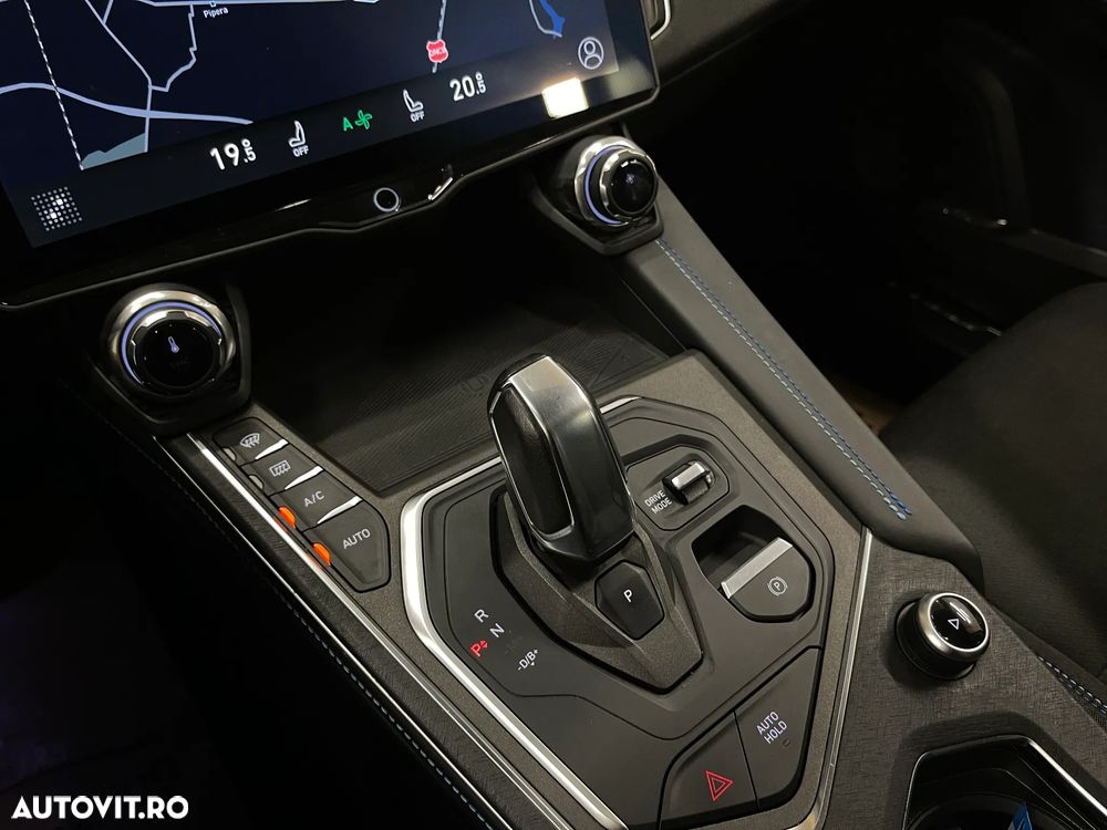 Lynk&Co 01 - 33