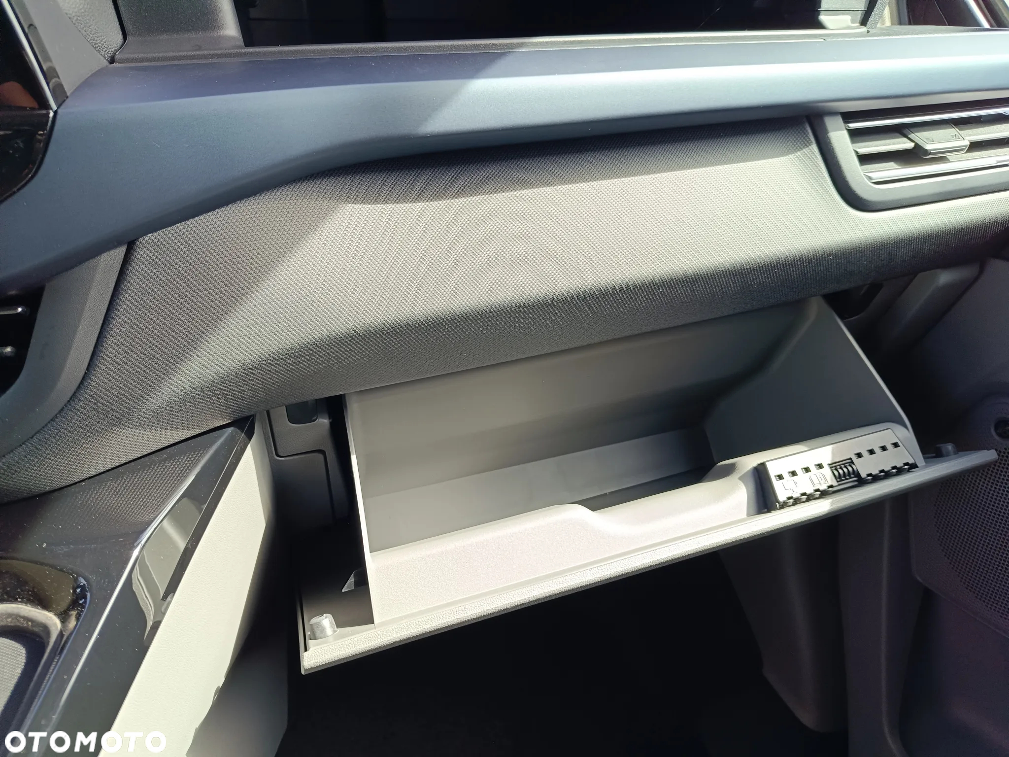Ford Tourneo Custom 2.5 PHEV CVT 340 L2 Active - 21