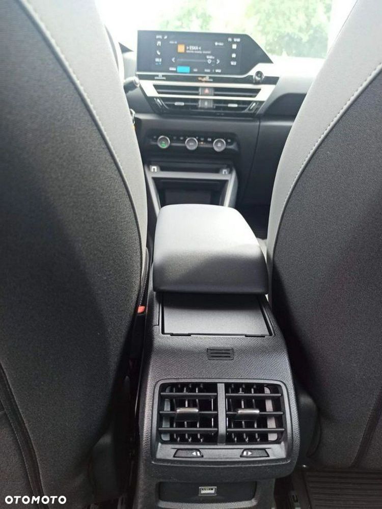 Citroën C4X 1.2 mHEV Plus eDCT6 - 24