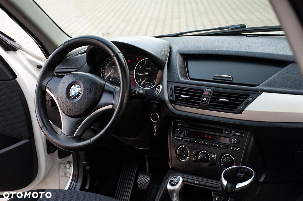 BMW X1 sDrive18i - 6