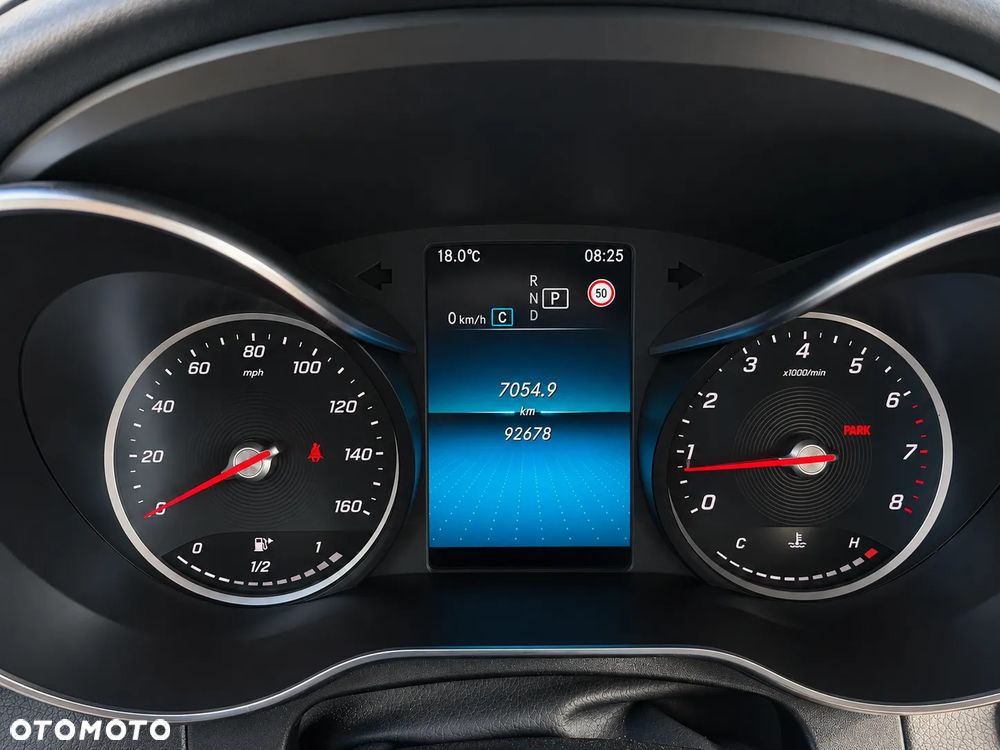 Mercedes-Benz GLC - 26