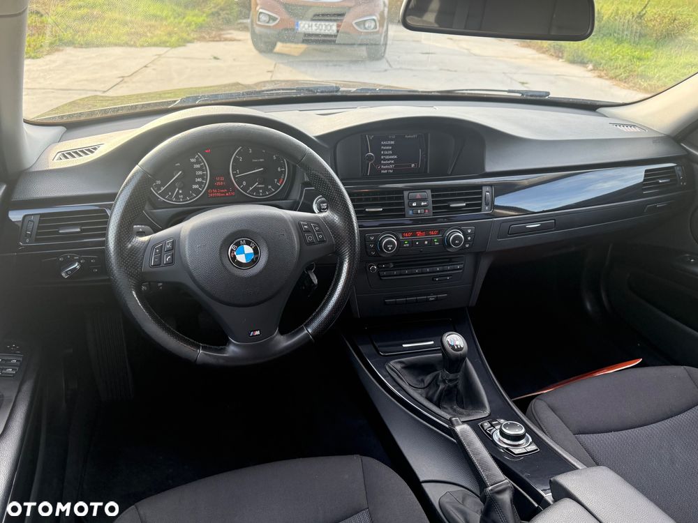 BMW Seria 3 318i Edition Lifestyle - 23