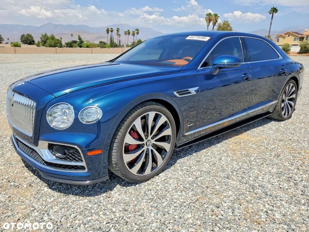 Bentley Flying Spur - 2