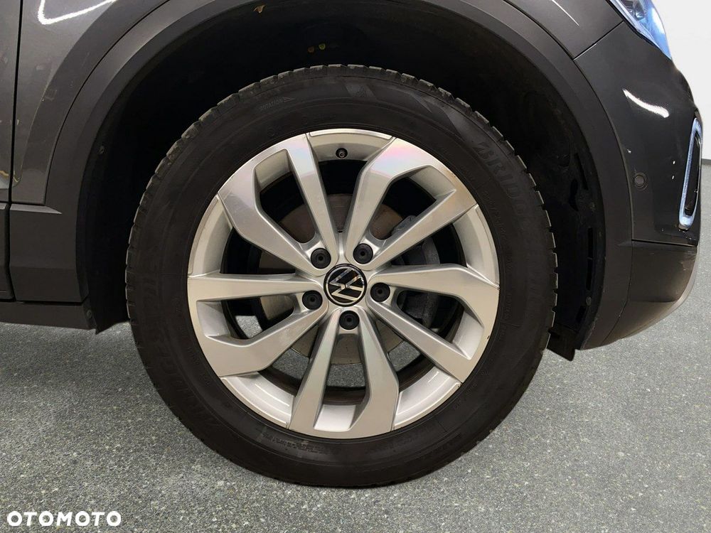 Volkswagen T-Roc - 11