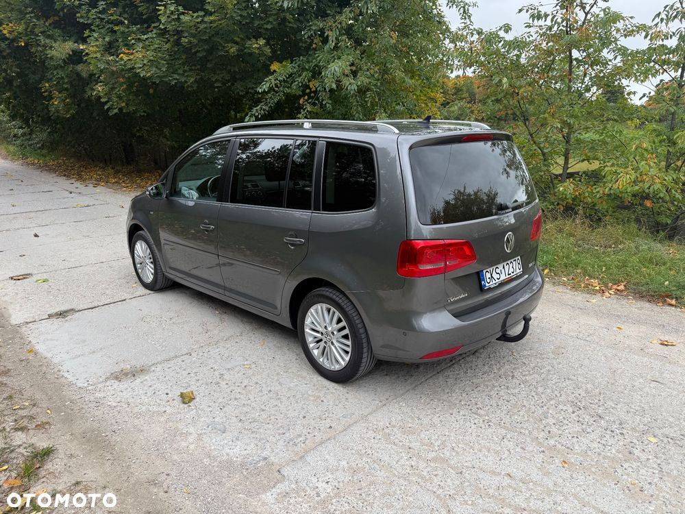 Volkswagen Touran - 21