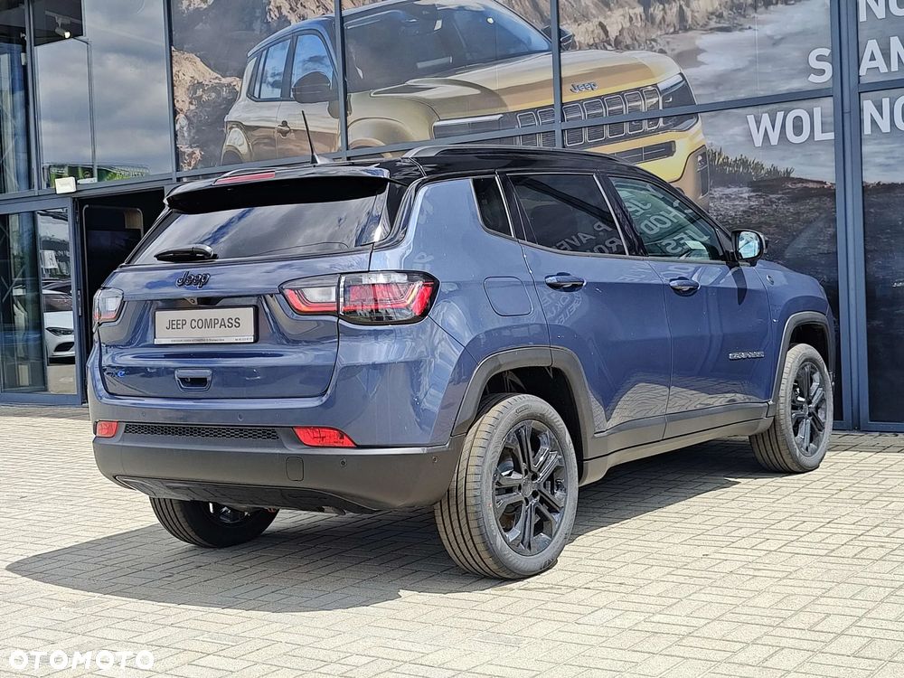 Jeep Compass - 12