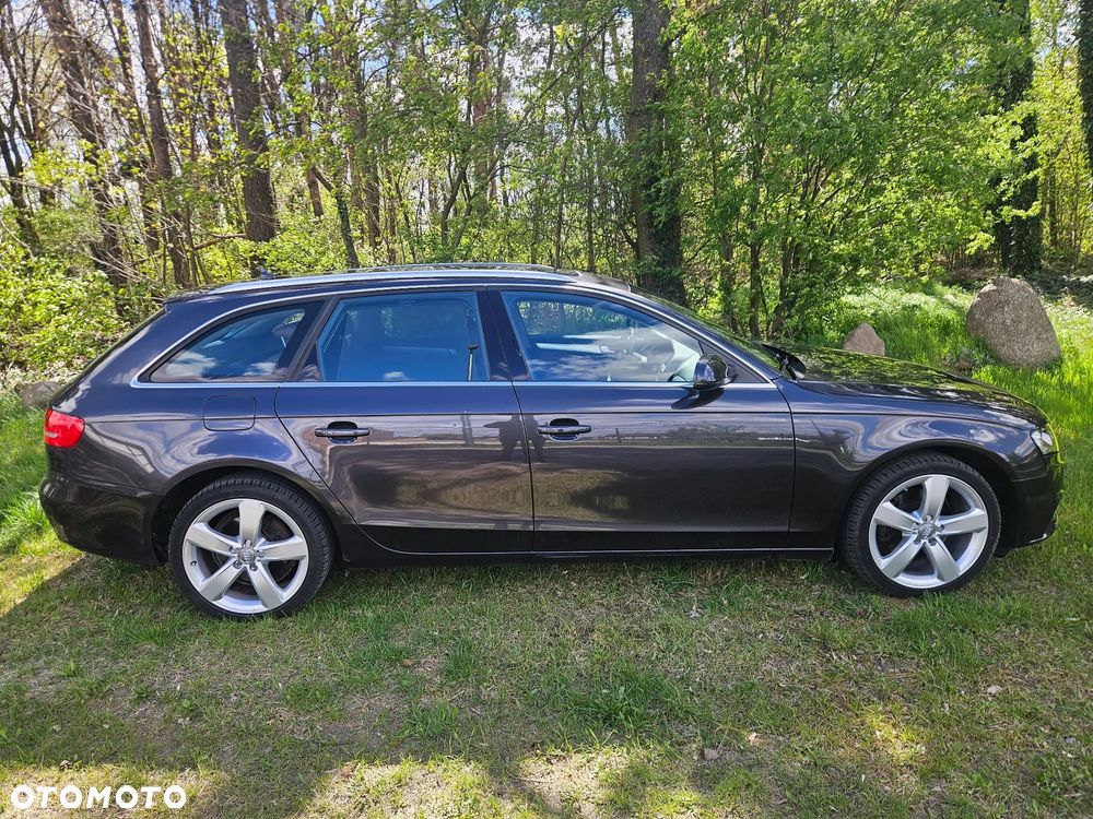 Audi A4 Avant 2.0 TDI ultra DPF Attraction - 5
