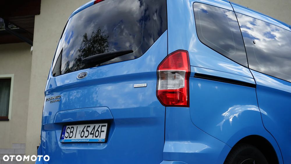 Ford Tourneo Courier - 22