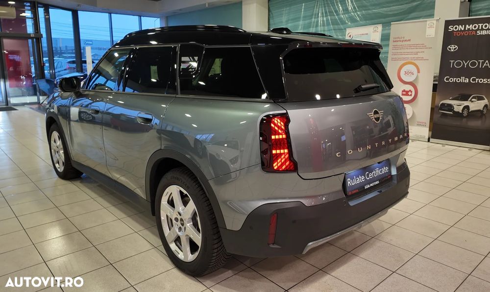 Mini Countryman S ALL4 Classic Trim - 4