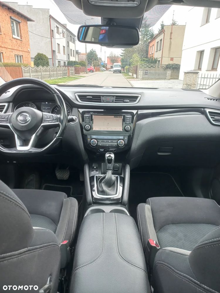 Nissan Qashqai 1.5 dCi DCT TEKNA - 18