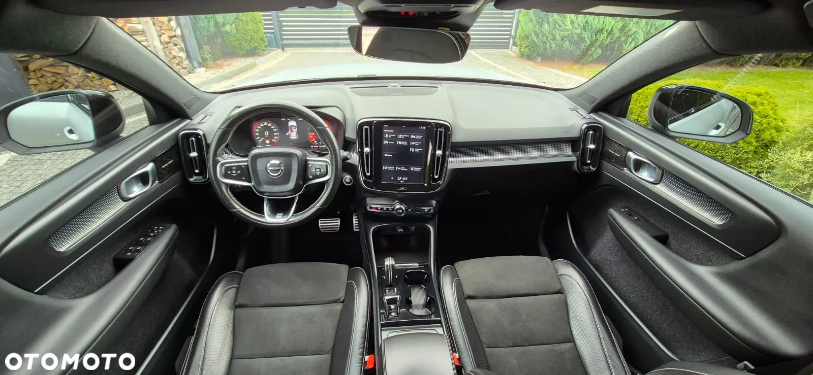 Volvo XC 40 D4 AWD Geartronic R-Design - 7