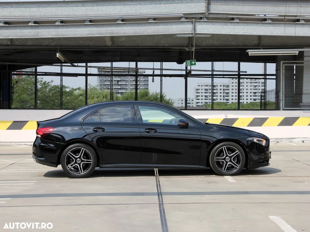 Mercedes-Benz A 180 d 7G-DCT AMG Line - 4