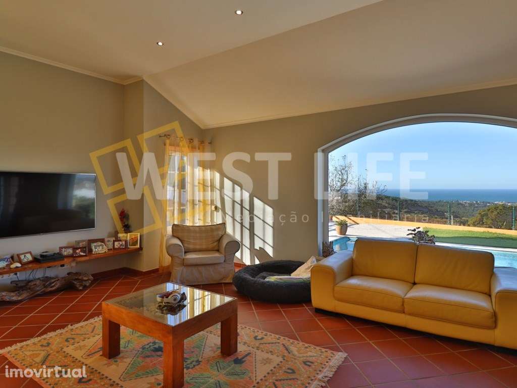 Moradia T3 +1 com Piscina e Soberba Vista sobre o Mar e a Serra de ... - Grande imagem: 3/25