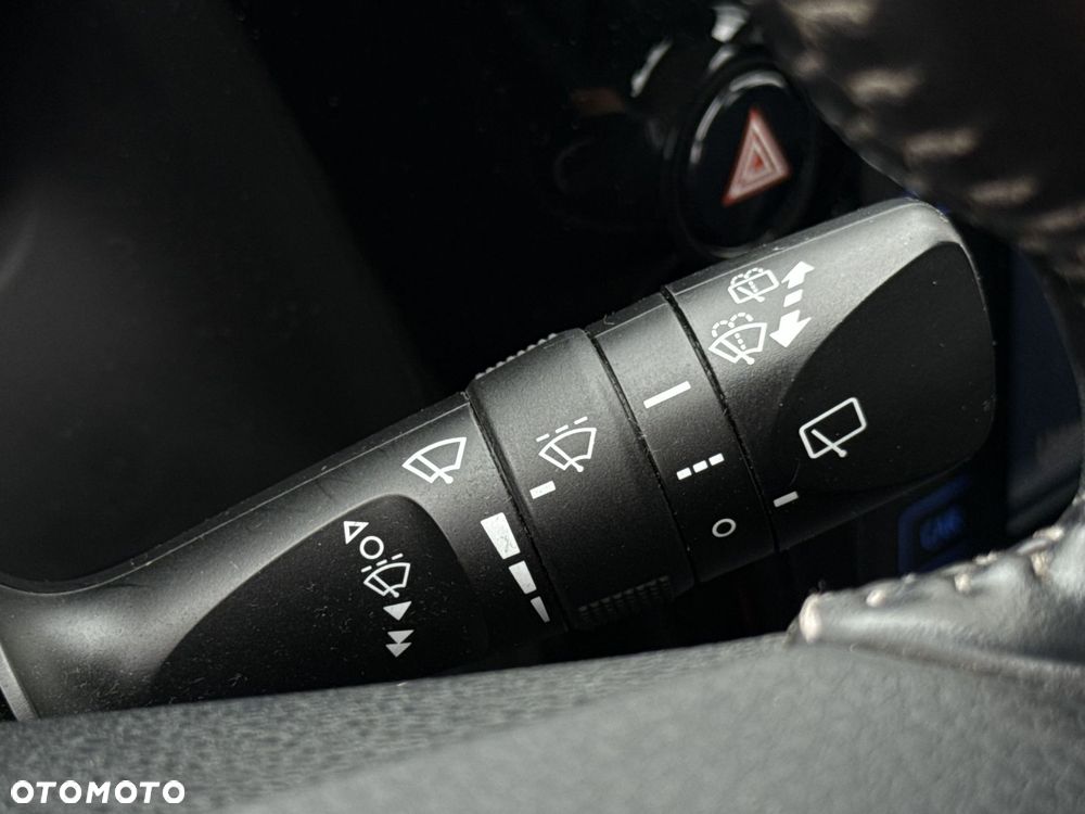 Toyota Auris - 21