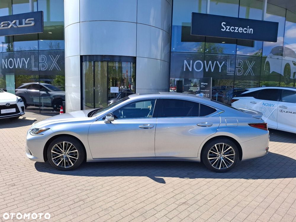 Lexus ES 300h Business Edition - 2