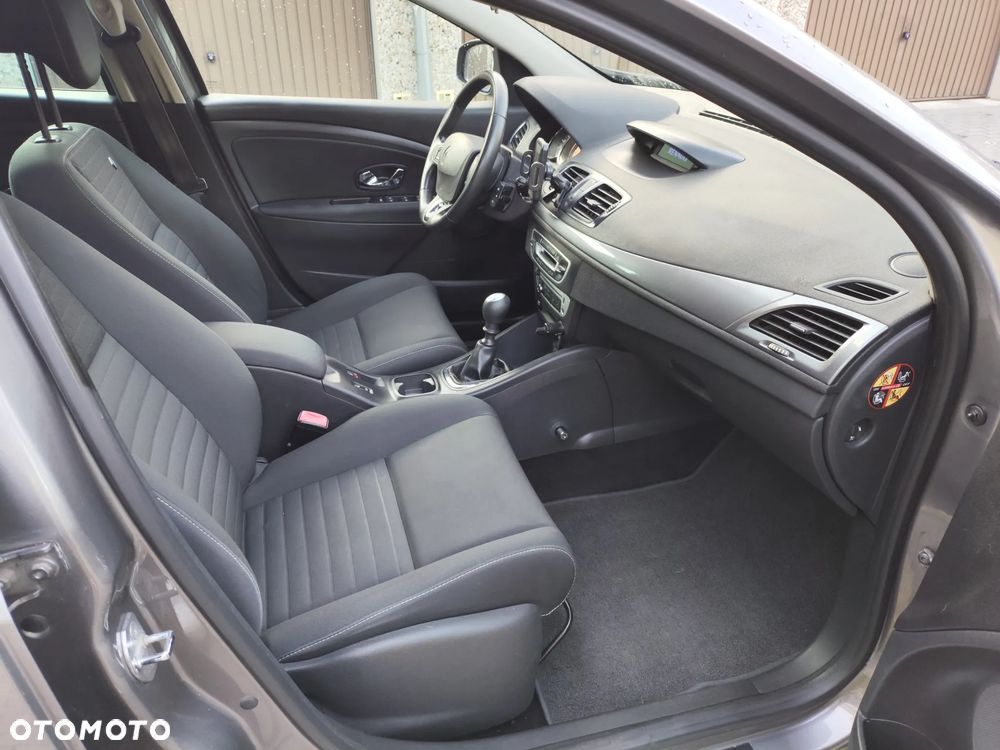 Renault Megane 1.6 16V Limited - 19