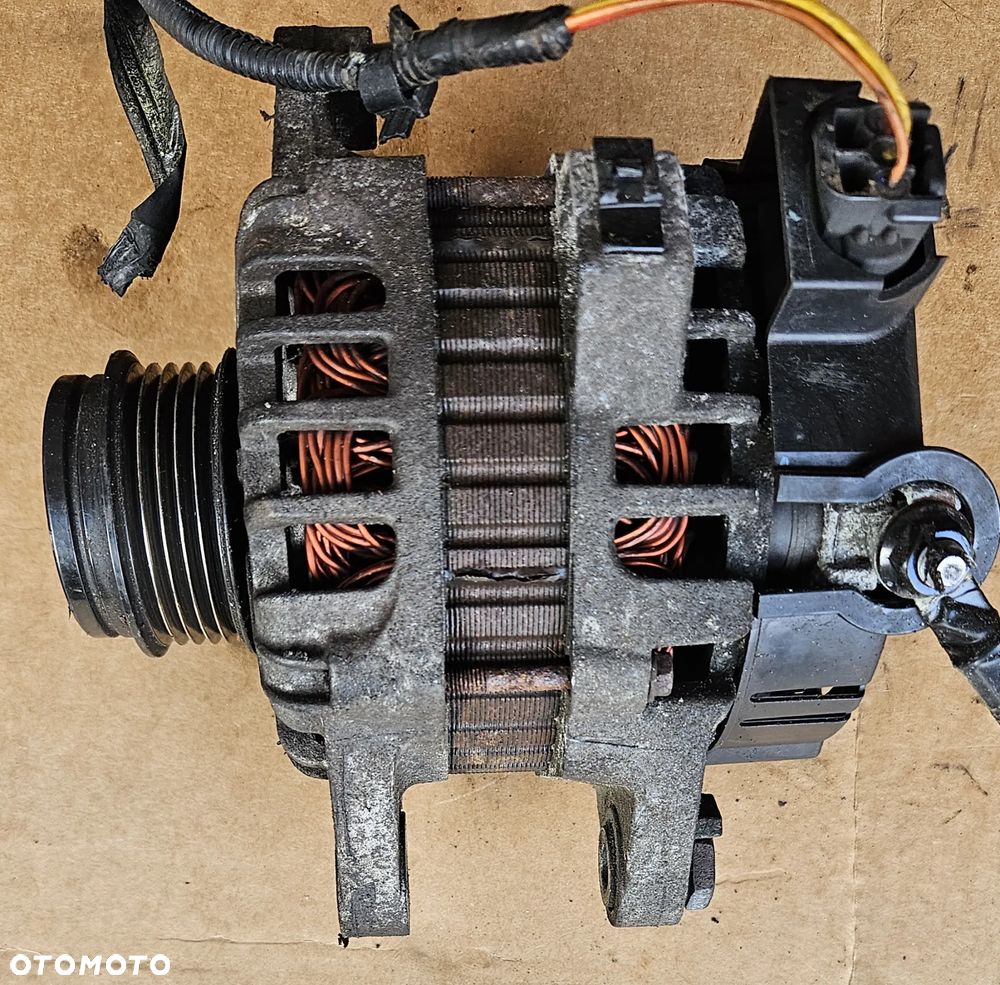 Hyundai i10 i20 Kia Rio 1.2 16V alternator 70A 37300-03500 - 4