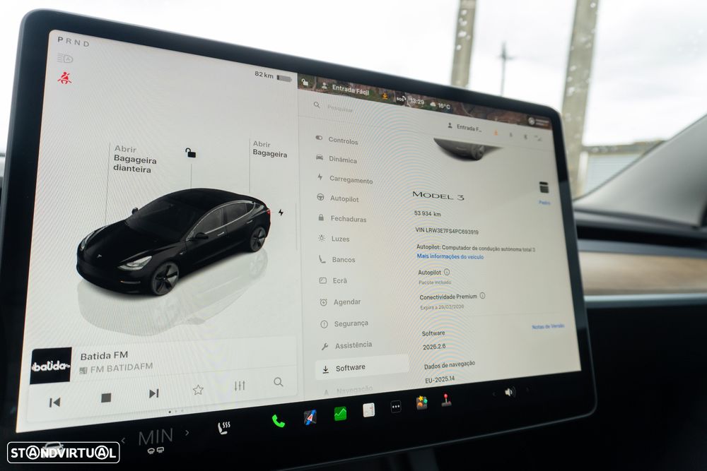 Tesla Model 3 Standard Range Plus RWD - 32