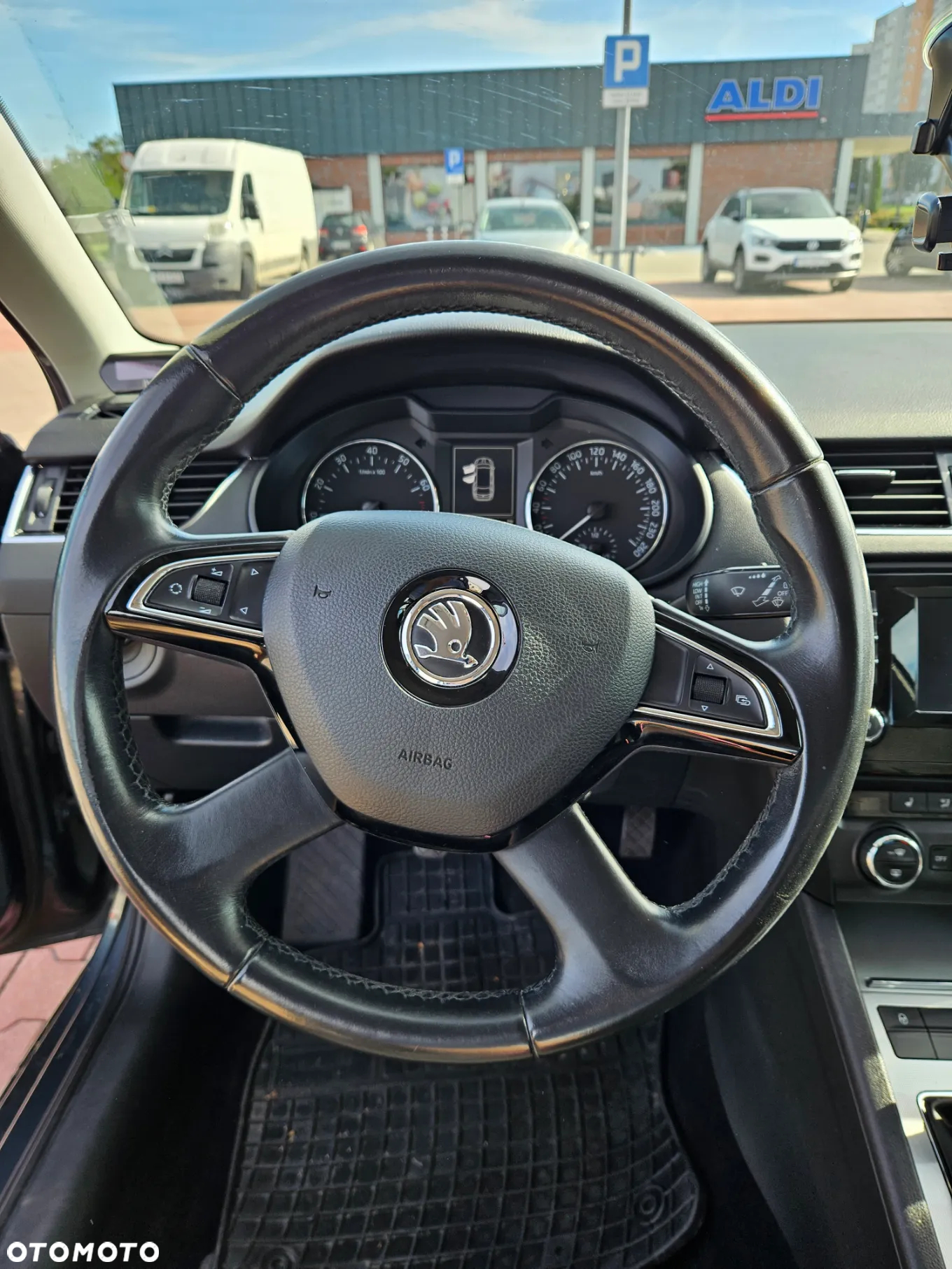 Skoda Octavia 1.4 TSI Ambition - 11