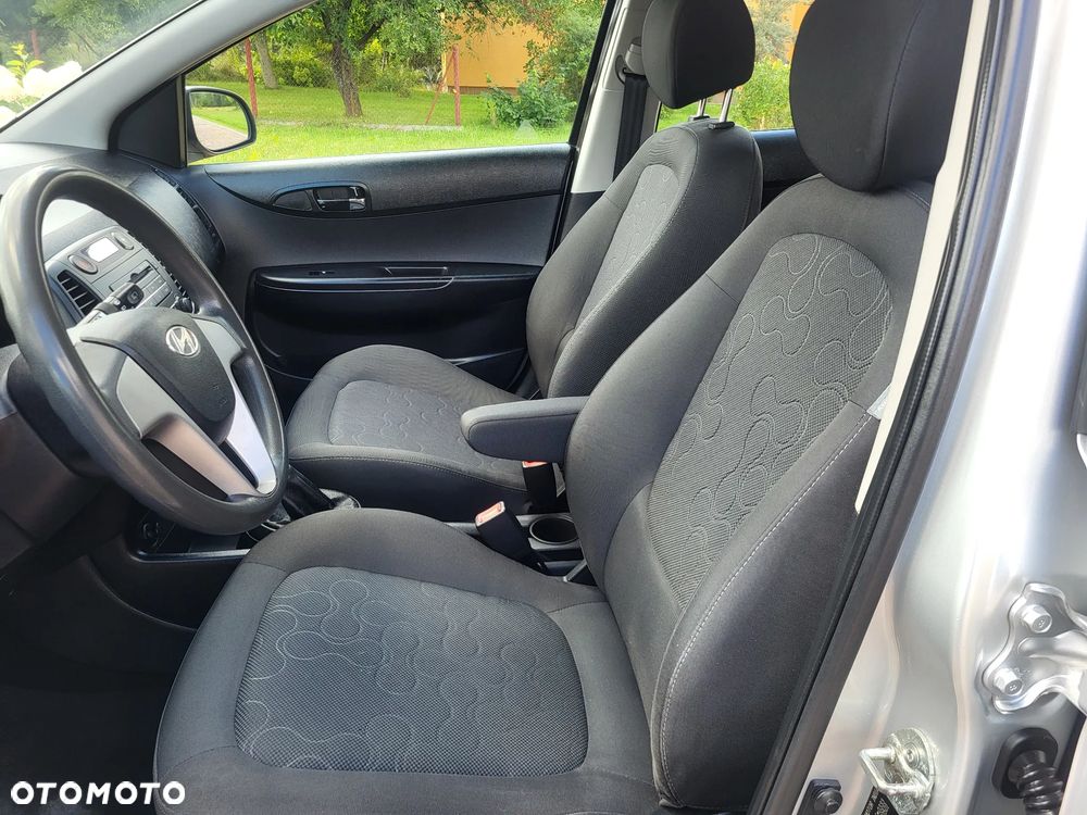 Hyundai i20 - 11
