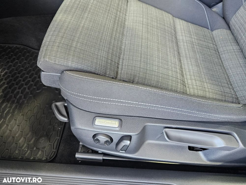 Volkswagen Passat 1.5 TSI ACT DSG Comfortline - 8