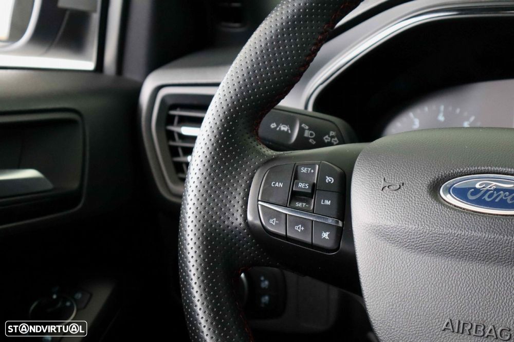 Ford Focus 1.0 EcoBoost MHEV ST-Line - 16