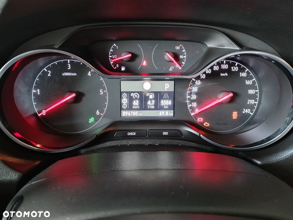 Opel Grandland X 1.5 CDTI Enjoy S&S - 10