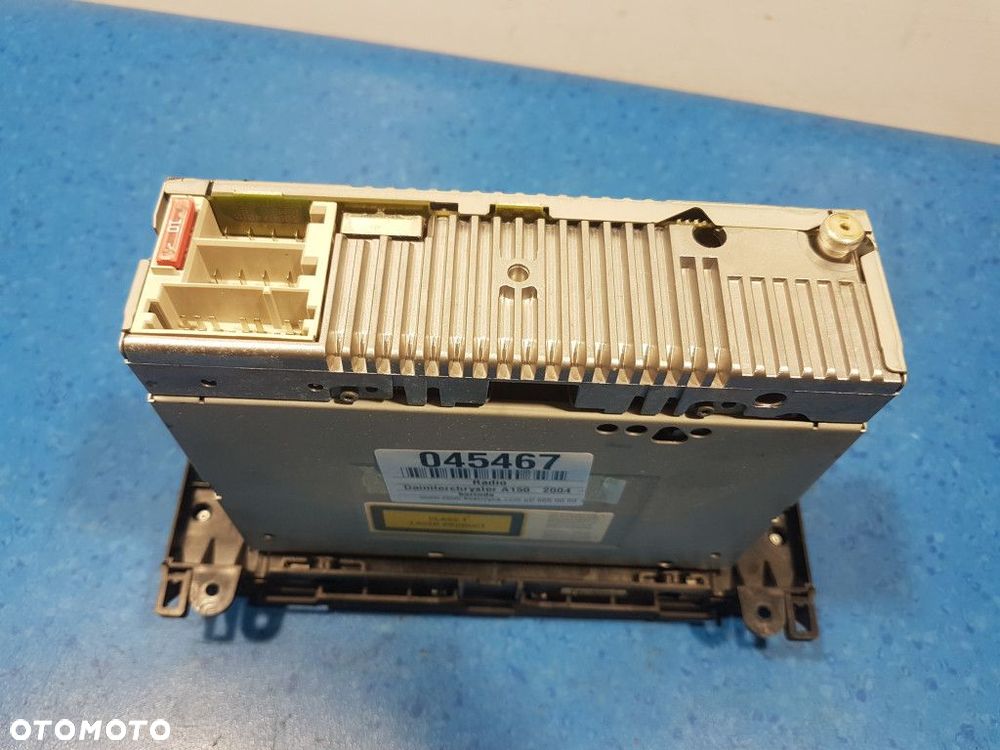 MERCEDES W169 RADIO - 2