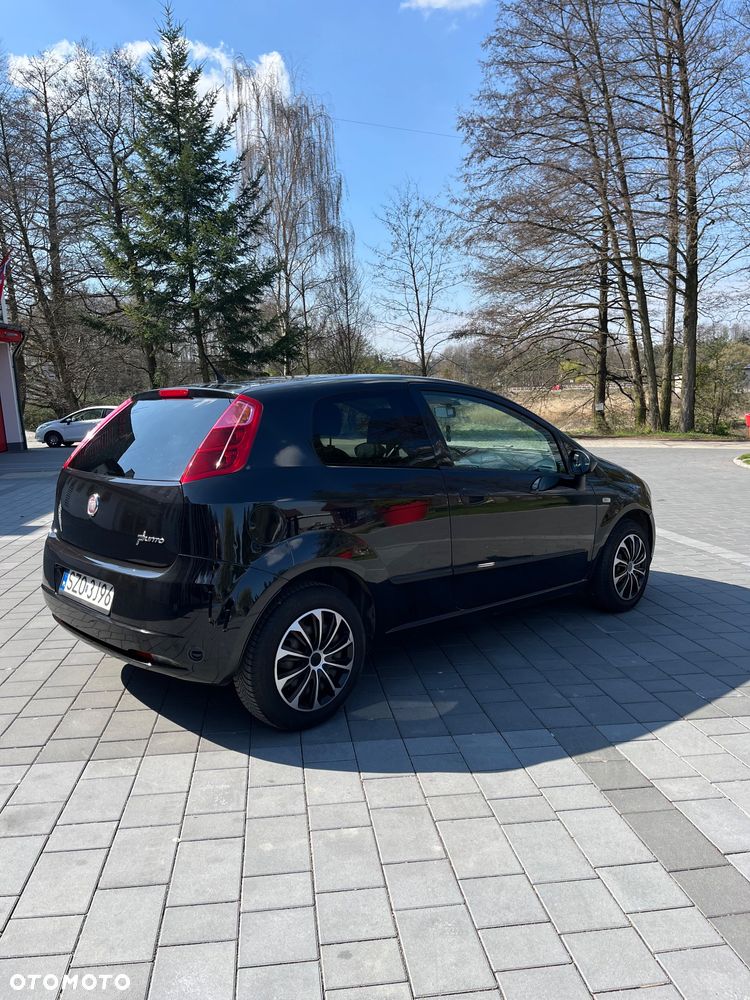 Fiat Grande Punto - 6