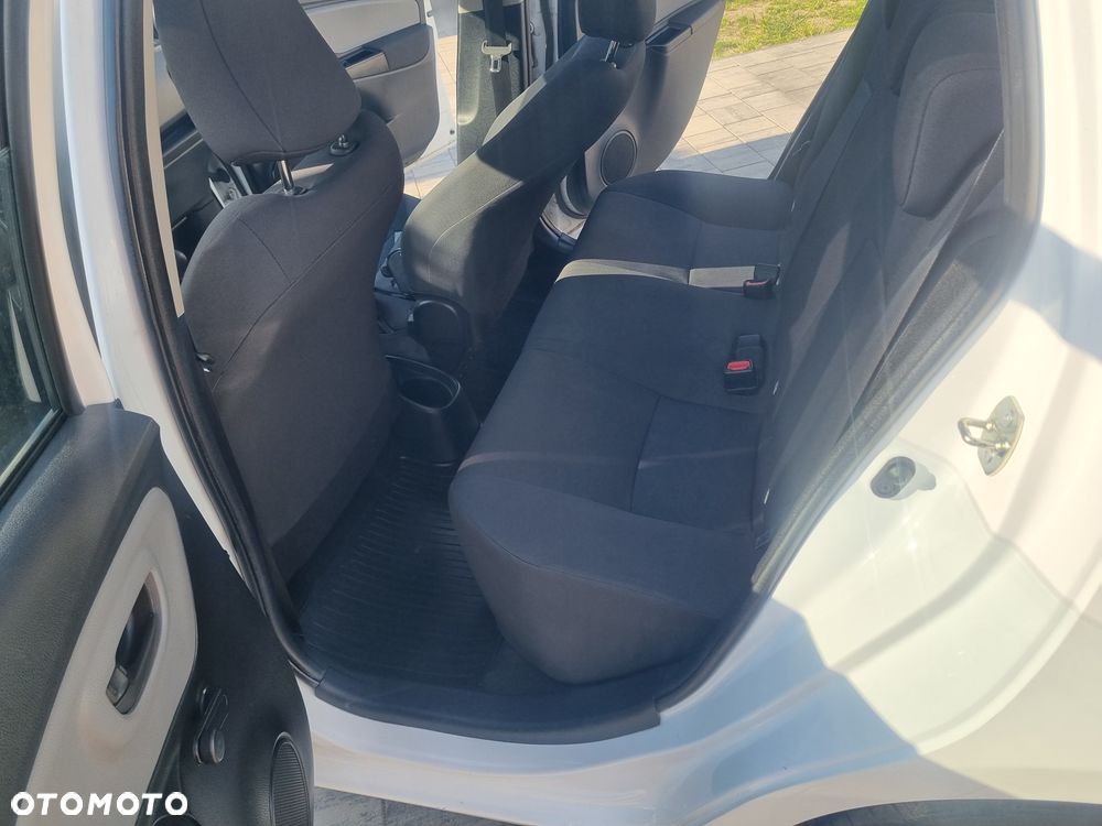 Toyota Yaris 1.5 Premium - 20