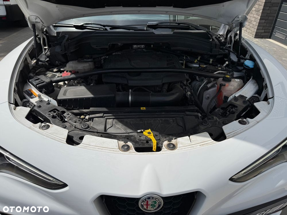 Alfa Romeo Stelvio 2.0 Turbo B-Tech Edition Q4 - 13