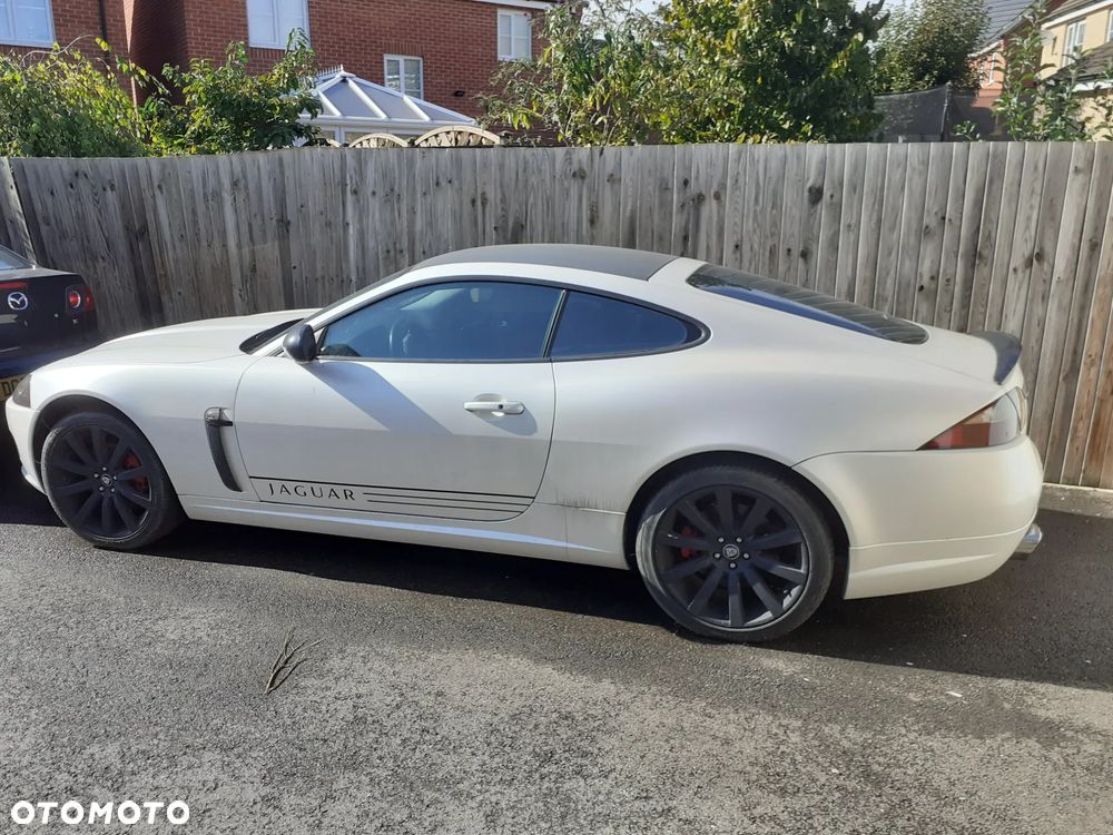 Jaguar XK 4.2 V8 - 3