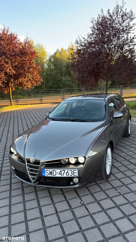 Alfa Romeo 159 1.9 JTDM 16V DPF Distinctive - 1