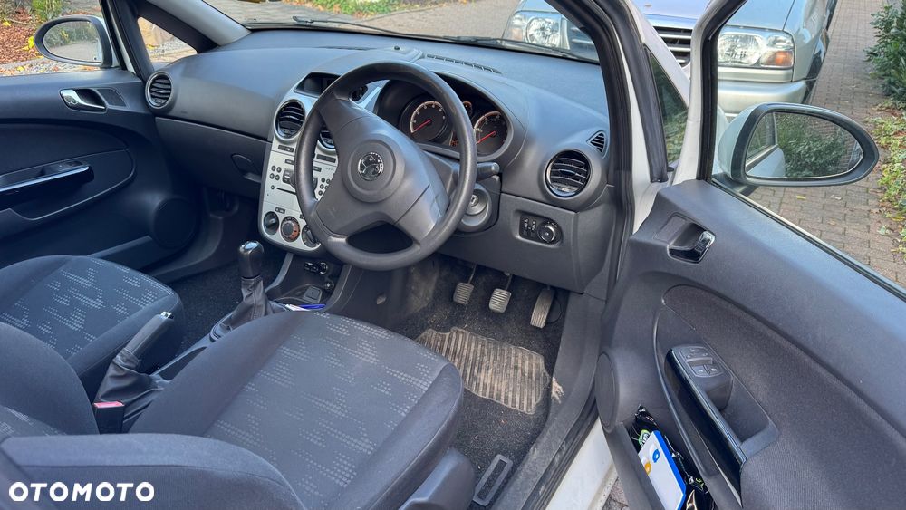 Opel Corsa - 9