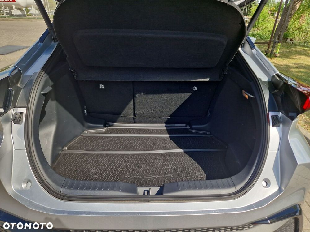 Toyota C-HR - 22