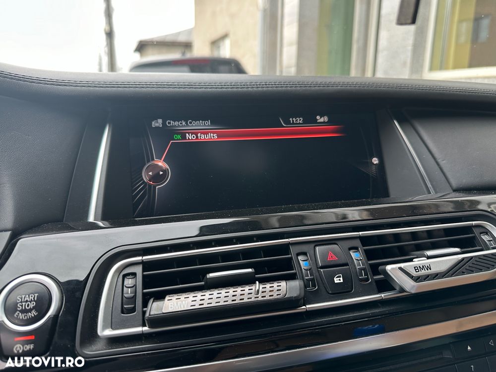 BMW Seria 7 730d xDrive - 9