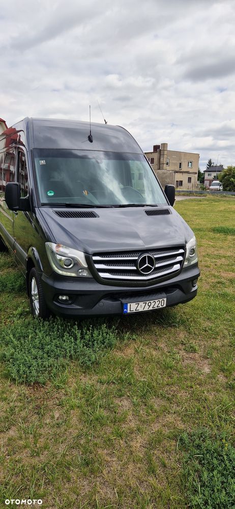 Mercedes-Benz Sprinter 319 - 6