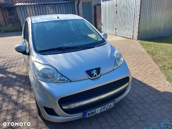 Peugeot 107 1.0 Trendy Euro5 - 1