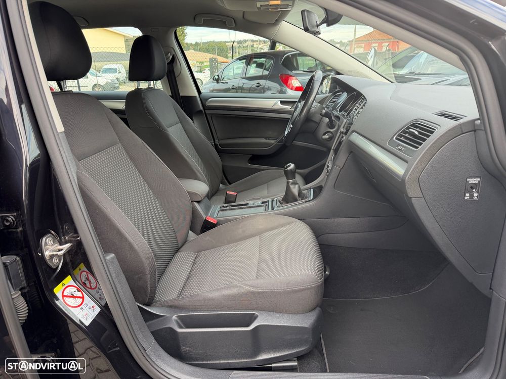 VW Golf 1.0 TSI Confortline - 13