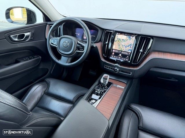 Volvo XC 60 2.0 T6 PHEV Plus Dark AWD - 3