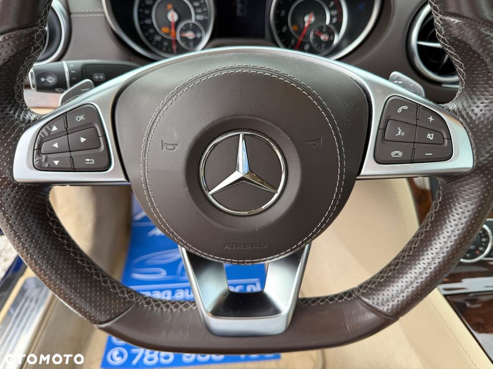 Mercedes-Benz SL - 23