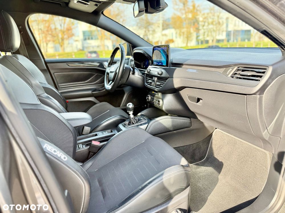 Ford Focus SW 2.0 EcoBlue ST - 15