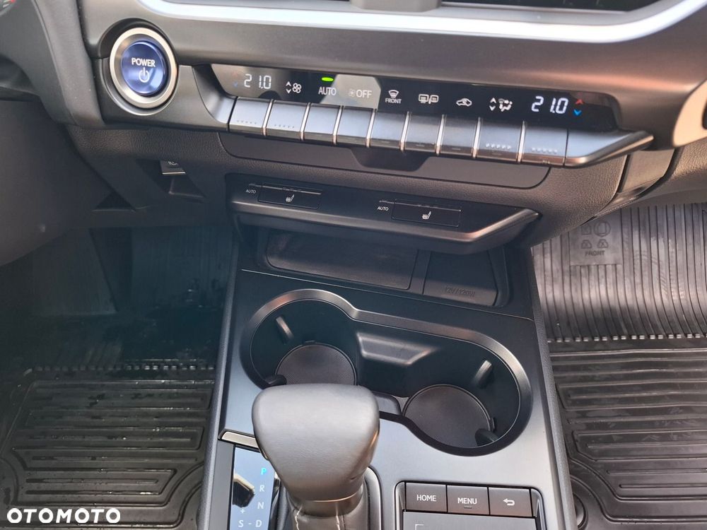 Lexus UX 250h GPF Business Edition 2WD - 32