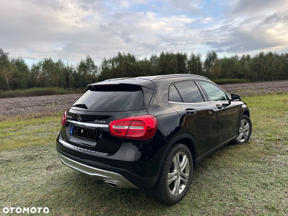 Mercedes-Benz GLA 250 4-Matic - 3