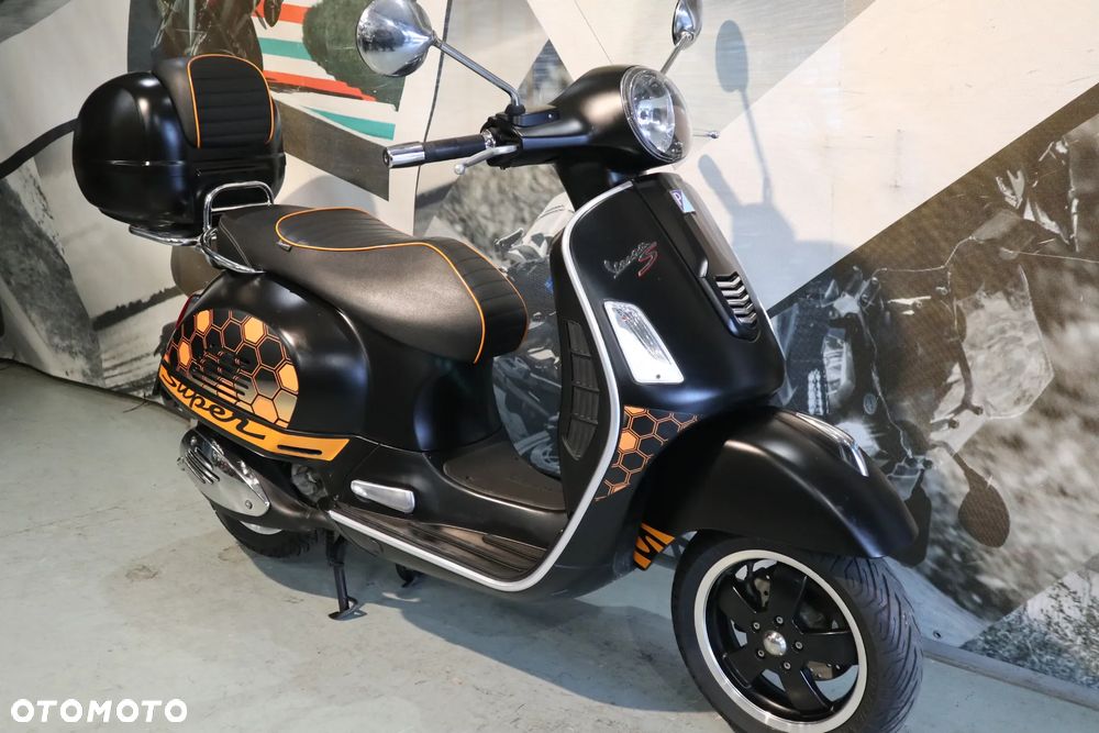 Piaggio Vespa