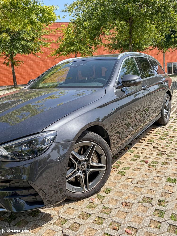 Mercedes-Benz E 300 - 5