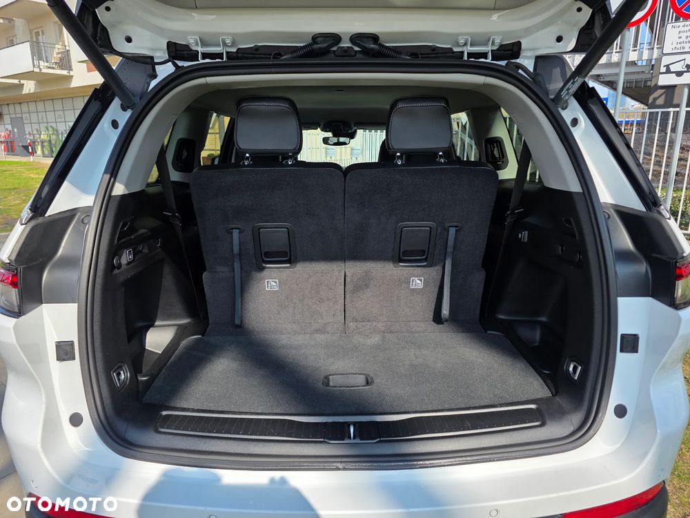 Jeep Grand Cherokee - 28