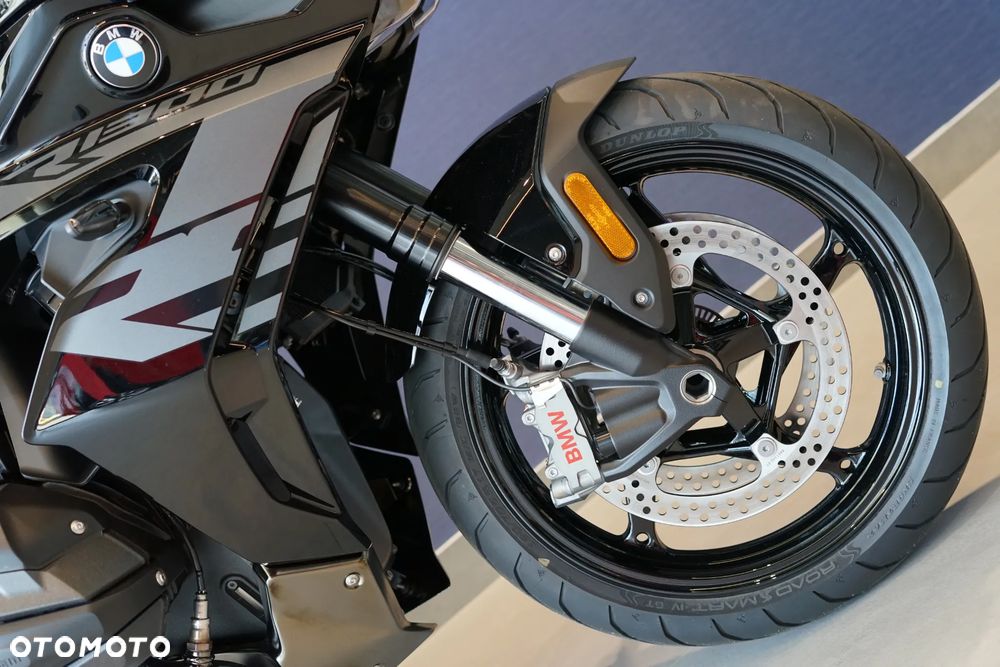 BMW RS - 17